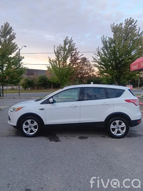 2015 Ford Escape SE For Sale