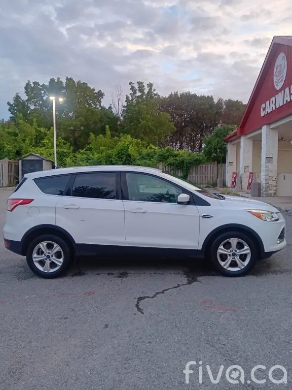 2015 Ford Escape SE For Sale