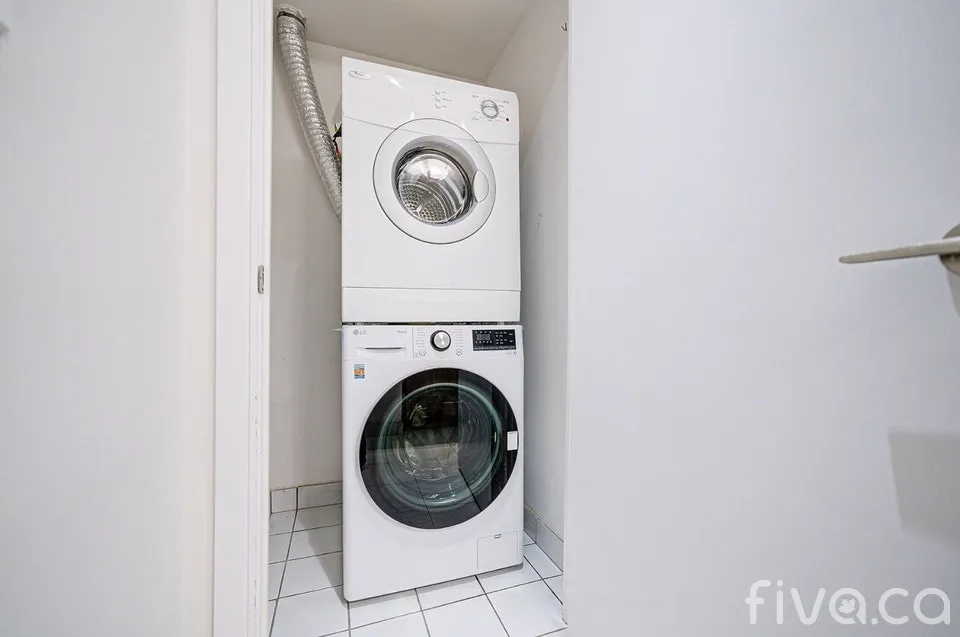 LUXURY Condo APARTMENT for Rent TORONTO | Scarborough STC & TTC