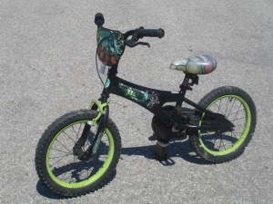 OUTGROWN BOY'S 16" TEENAGE MUTANT NINJA TURTLES MTB BIKE!
