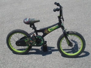 OUTGROWN BOY'S 16" TEENAGE MUTANT NINJA TURTLES MTB BIKE!