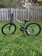 Vélo ENFANT 8 à 12 ans (100.00$)