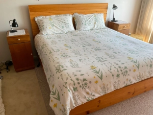 King size bed