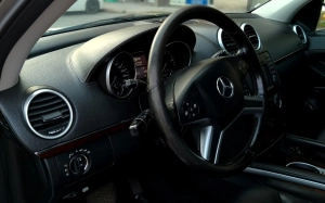Mercedes GL 320 SUV, 7 leather seats, no accident