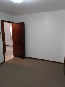 Large & Clean 1 Bedroom Apartment For Rent Near B.U.