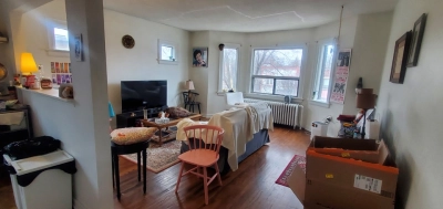 2 Bedroom Danforth/ Coxwell