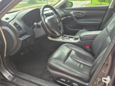 Nissan Altima super bien entretenue, avec avantages +++