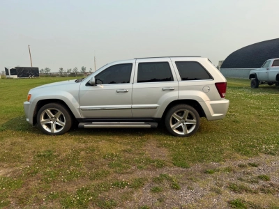 2007 SRT8 Jeep grand cherokee