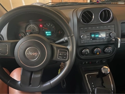 2012 Jeep Compass Sport - Low Kms!