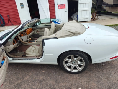 beautifull white convertible for sale