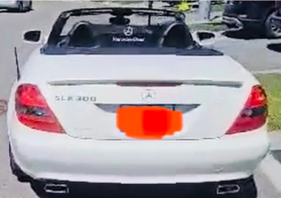 Convertible Mercedes Benz SLK