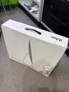 Brand New Sealed 21 inches Retina 4K iMac 2019 8GB/256GB