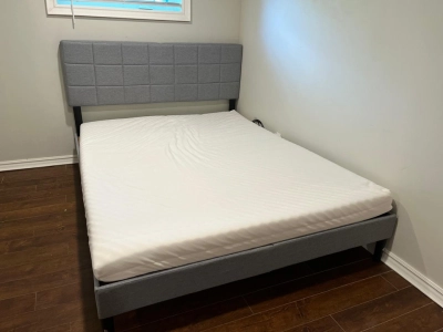Queen Size Bed with free Mattress