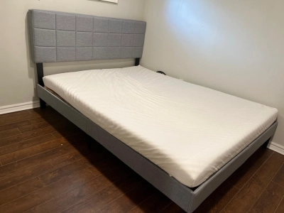 Queen Size Bed with free Mattress