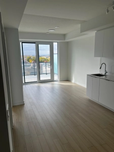 CONDO FOR LEASE 15 Skyridge Dr.