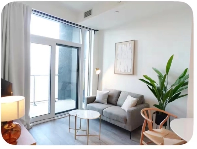 Condo Queenway for rent
