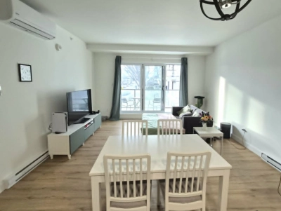 Condo 4 1/2 - Cession de bail disponible dès maintenant
