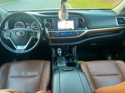 Toyota highlander Limited 2019 4WD Automatique**Super propre**